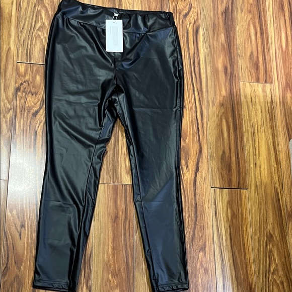 BloomChic Pants - Bloomchic faux leather pants/leggins, size 12, NWT.